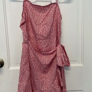 Super cute pink floral dress